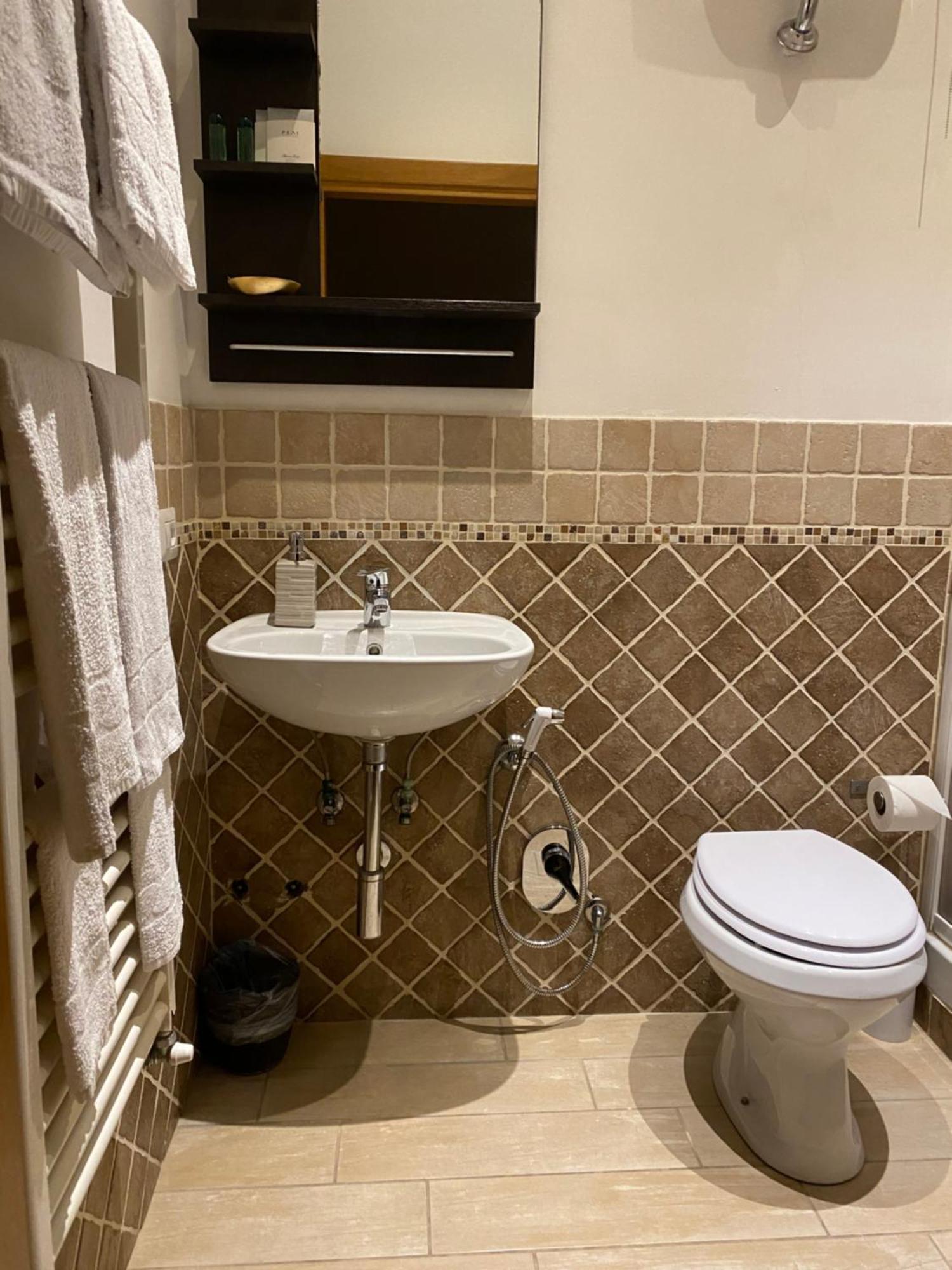 B&B Trastevere Il Vicolo Рим Екстериор снимка